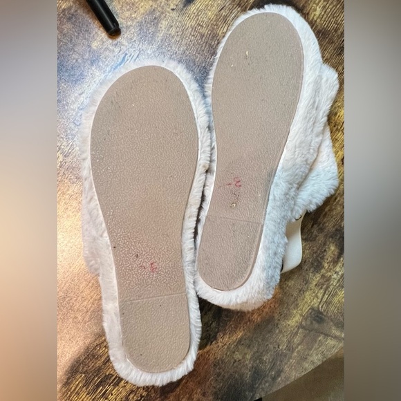 IMAN | Global Chic Faux Fur Slingback Slipper. Size: 11 - Picture 11 of 11